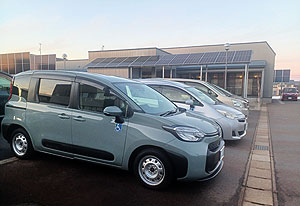 �f�C�T�[�r�X�ԗ�