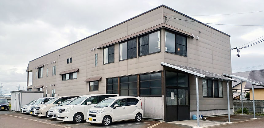 グループホーム1号館外観